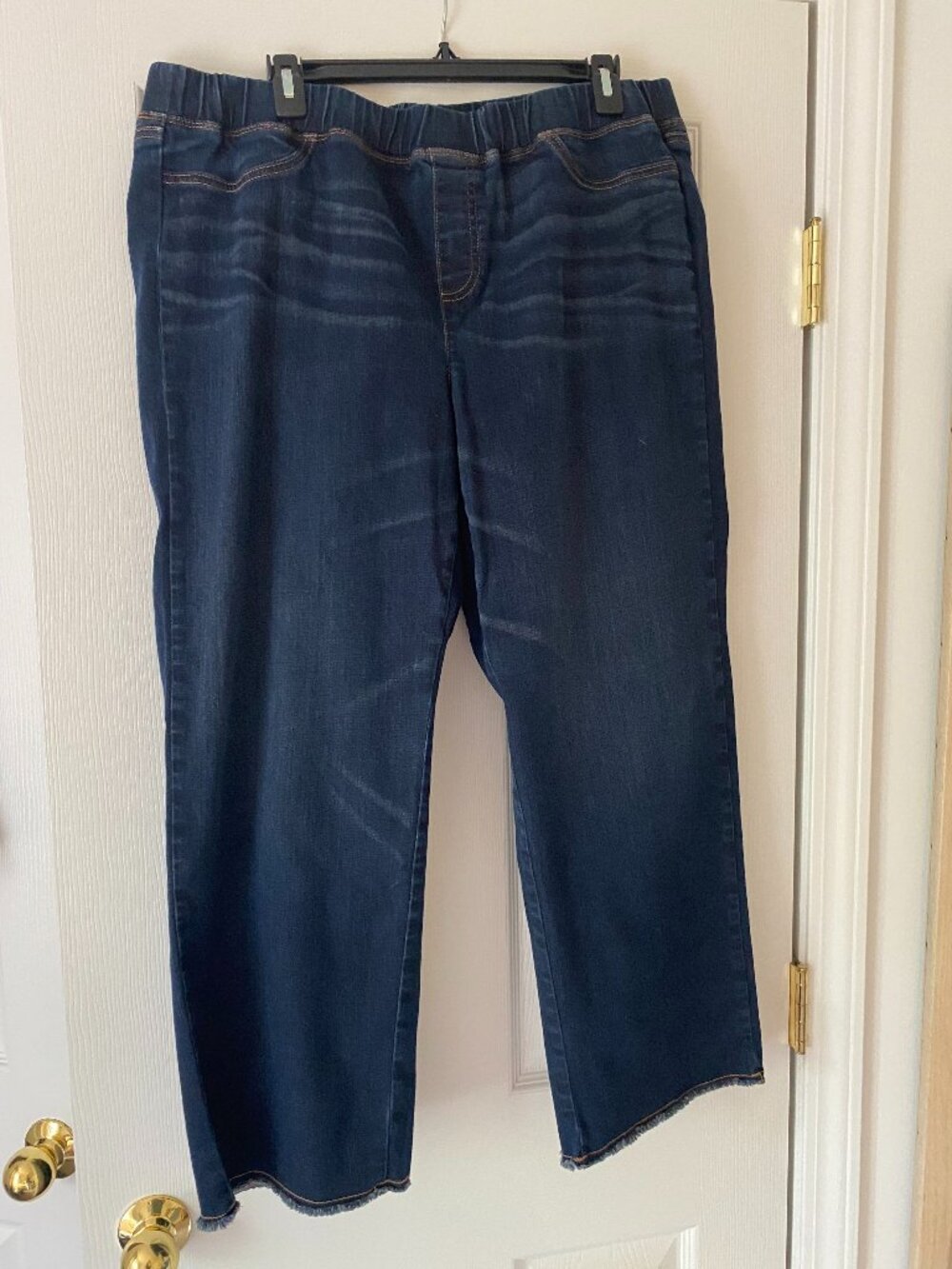Eileen Fisher Dark denim crops